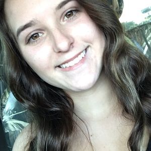 Meet your Posher, Lavada